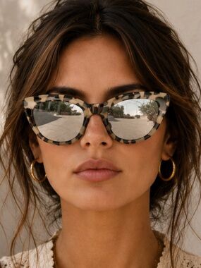 NWOT J. Crew Tortoise Cat Eye Sunglasses - Beige Black, mirror lenses